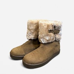 GBG Los Angeles Faux Fur Suede Ankle Boots Women’s 8.5M Cozy Winter Style